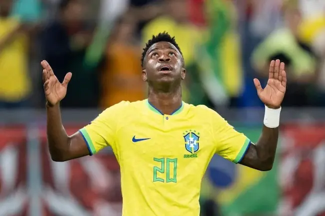 Vinicius (120 triệu euro)