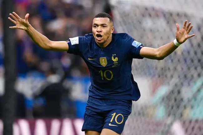 Kylian Mbappe (PSG)